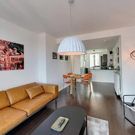 Allure - 2 Bedroom With Balcony In The Centre Of Апартаменти Аннесі